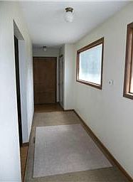 4th image of 708 Dakota St