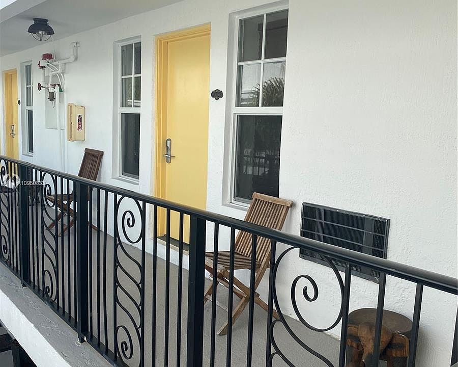 1st image of 1330 Pennsylvania Ave #306
