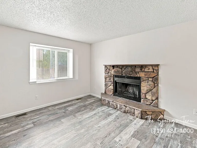3014 Starlight Cir — Photo 10