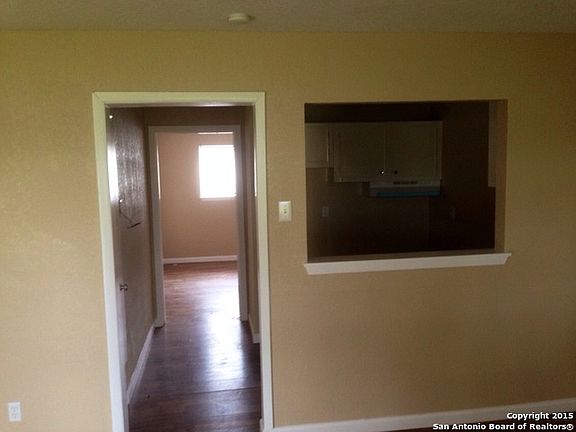 4th image of 327 E Locust St APT 206