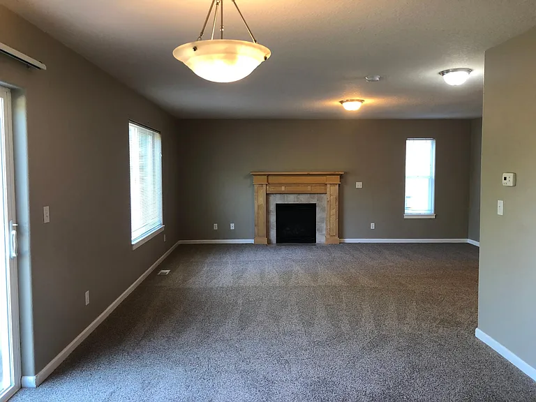 35641 Grassy Ln — Photo 3