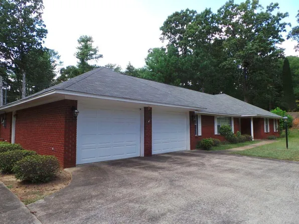 1507 Hickory Ln, Columbus, MS 39705