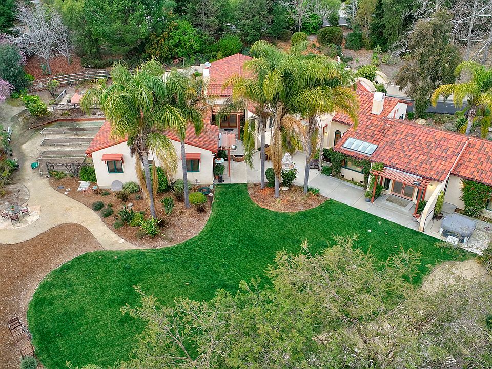 1st image of 1155 Bassi Dr