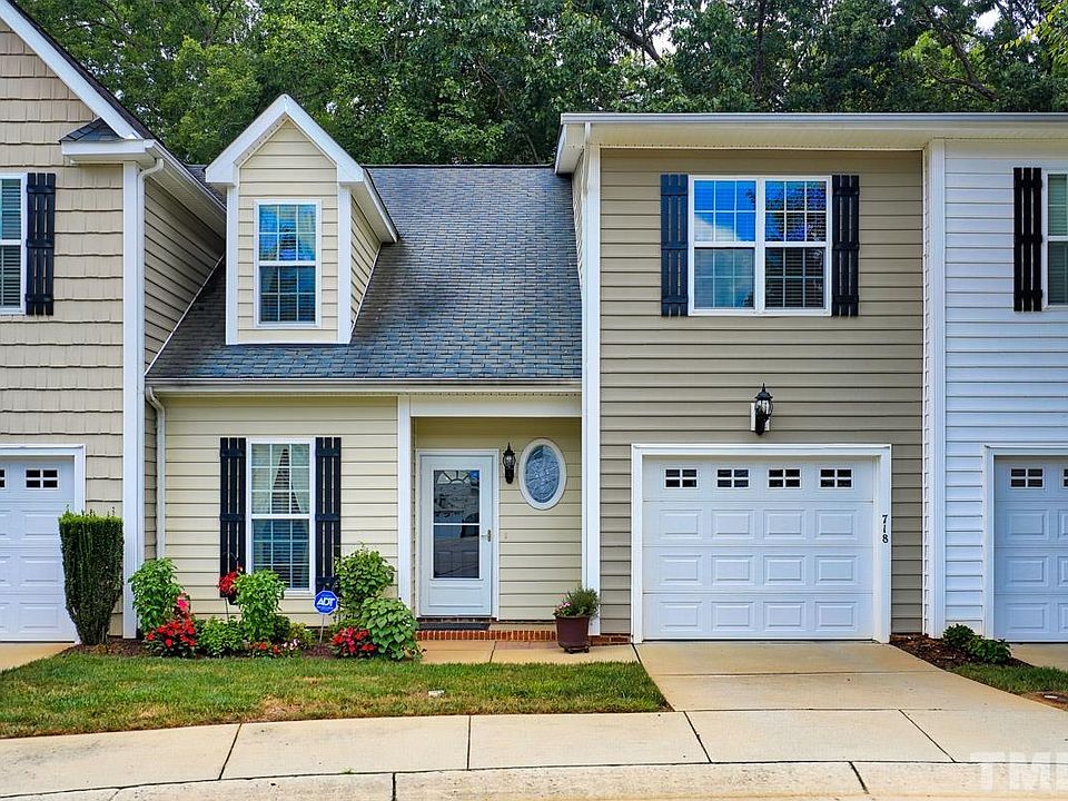 1st image of 718 Magnolia Forest Ct