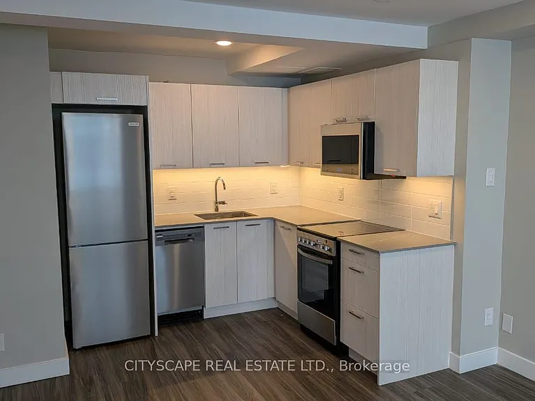 85 Wellesley St E #808 — Photo 7