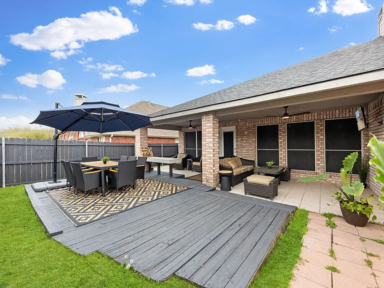 4835 Crown Dr — Photo 38