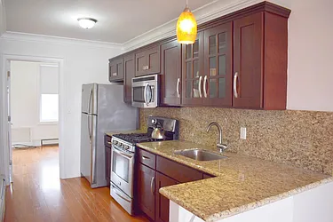 Rented by King Zone Realty Inc