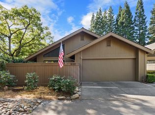 1833 Discovery Village Ln, Gold River, CA 95670