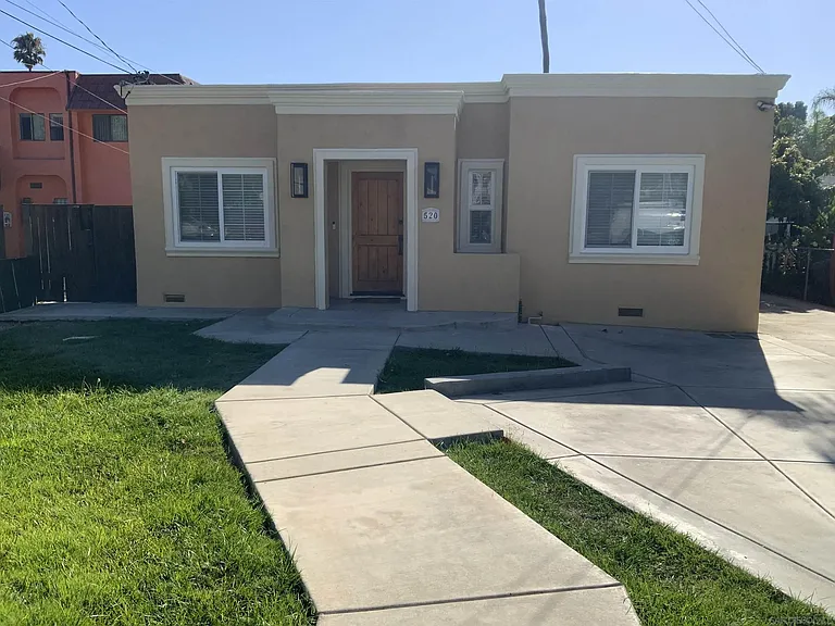 520 Glover Ave #A — Photo 1