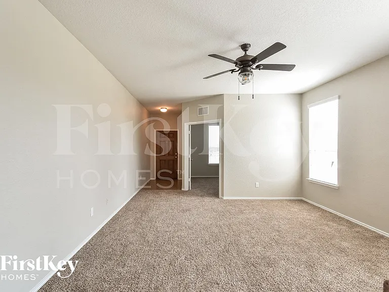 6503 Davenport Bay — Photo 3