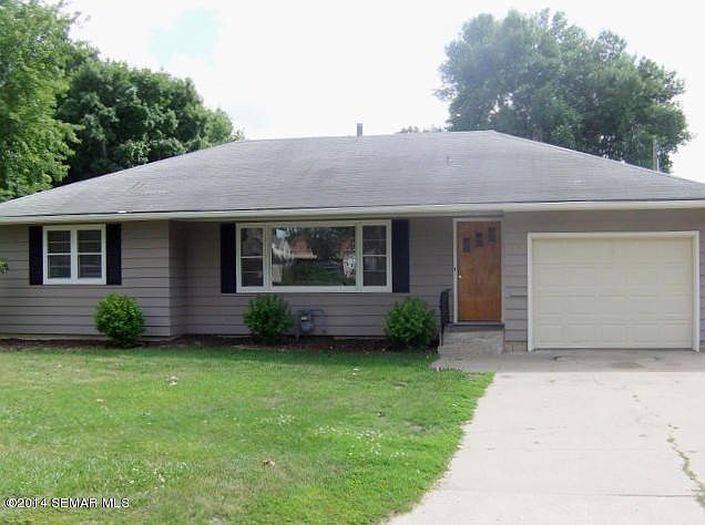 1215 Linn Ave
