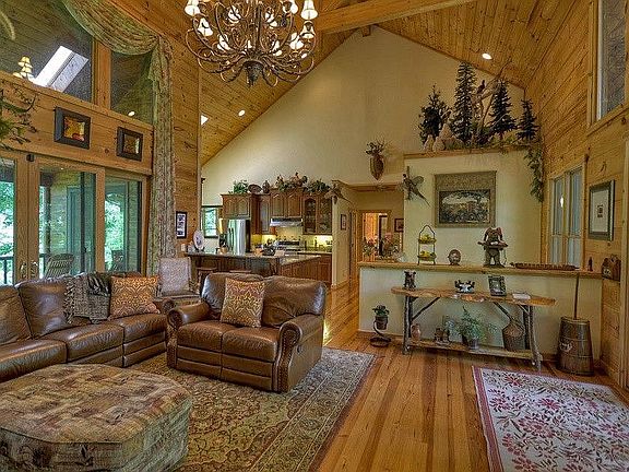 Family Room Upper Level