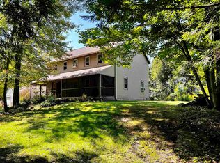 10 Castle Lane, Westford, VT 05494