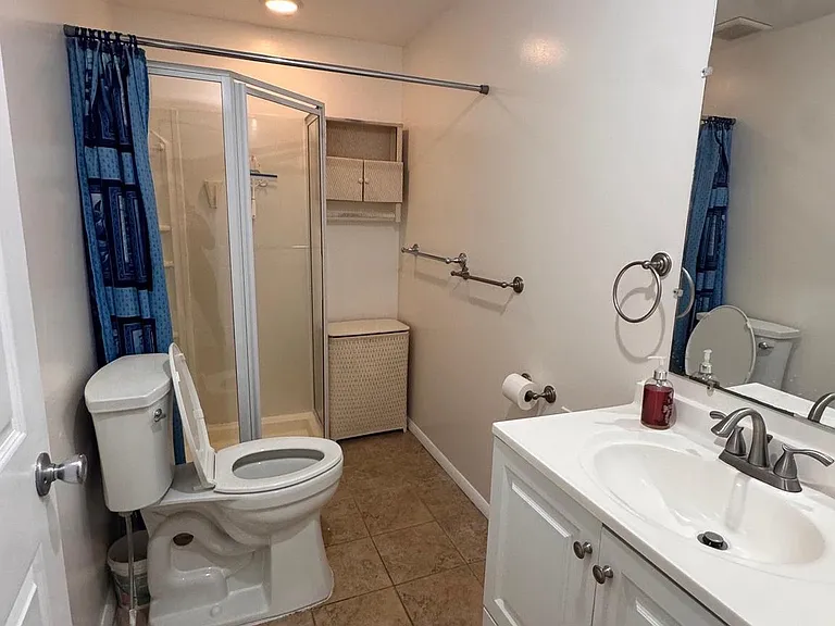 124 Gravesmith Dr — Photo 15