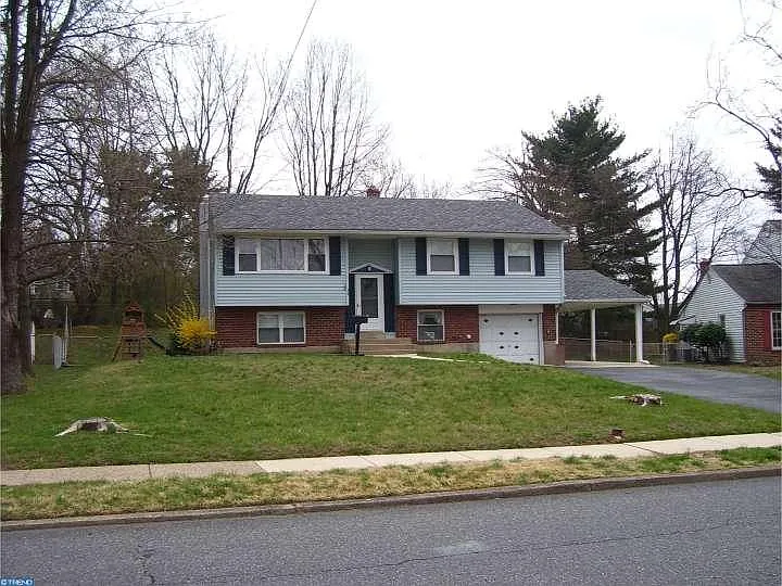 34 Blackthorne Ln photo 1