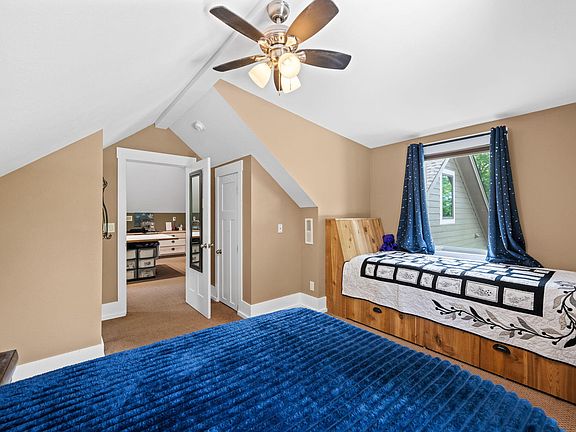 48th image of 3099 Sunset Dr