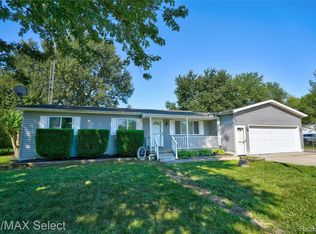 2122 Hillsdale Dr, Davison, MI 48423