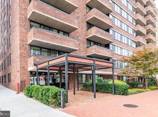 1140 23rd St NW APT 805, Washington, DC 20037
