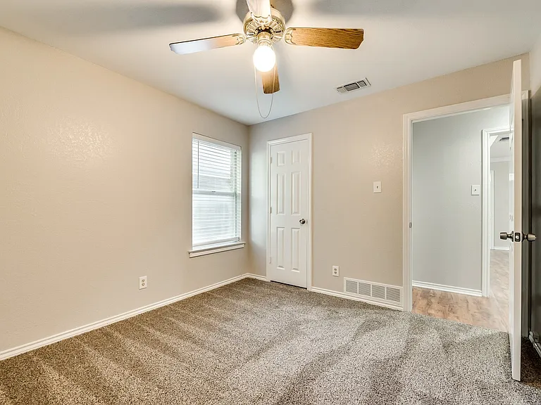 6108 Paradise Dr — Photo 29