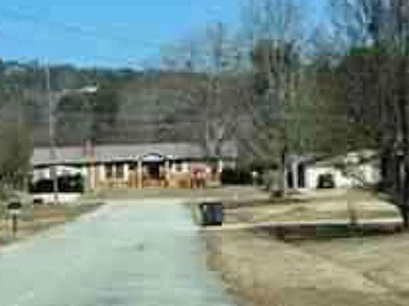 4th image of 1315 Ann Ct