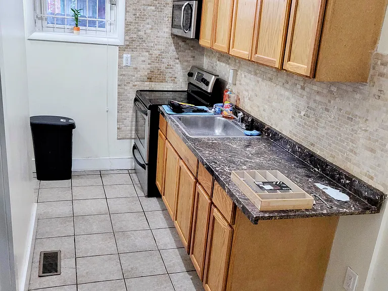 2027 N Gratz St — Photo 3