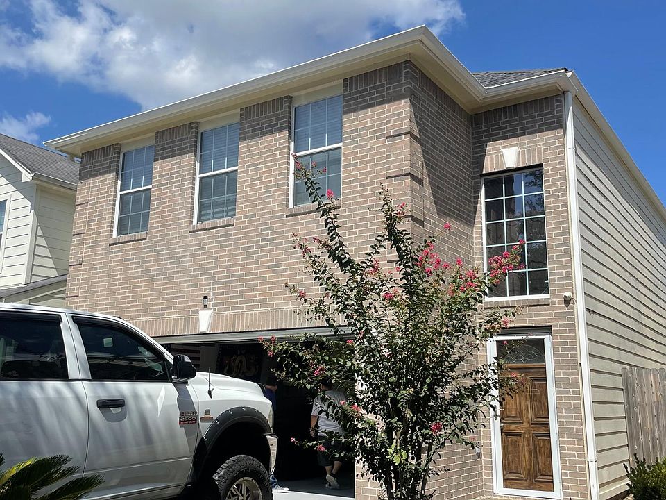 1st image of 10138 W Palm Lake Dr