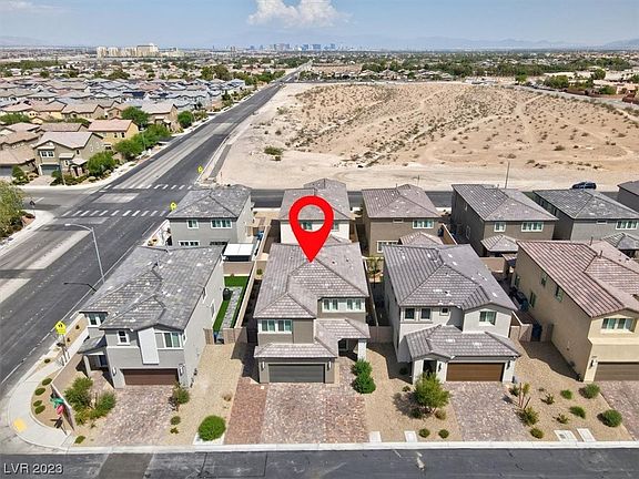 4th image of 210 Seven Valleys Ct