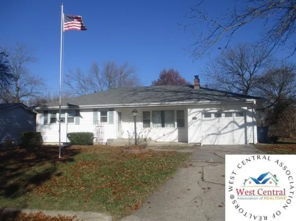 411 E Olive St, La Monte, MO 65337