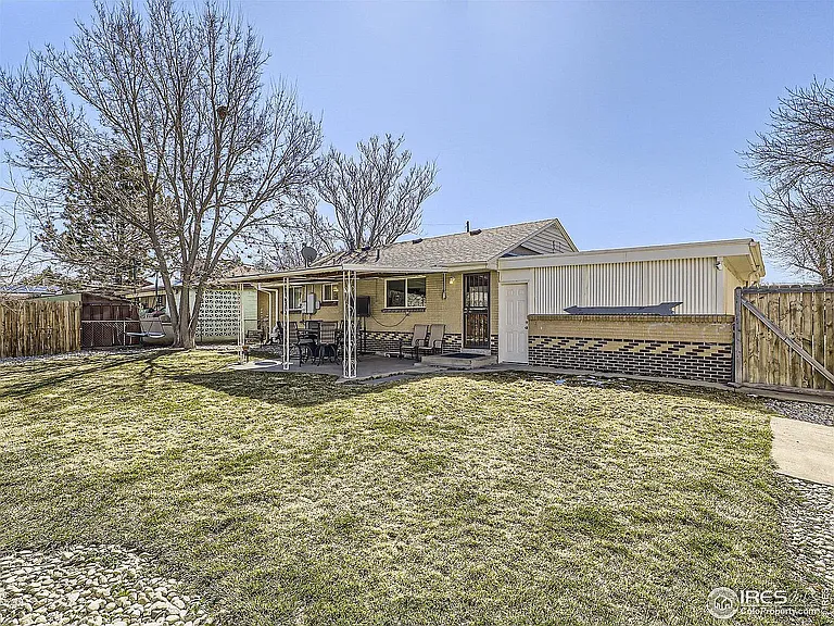 5861 Demott Ave — Photo 16