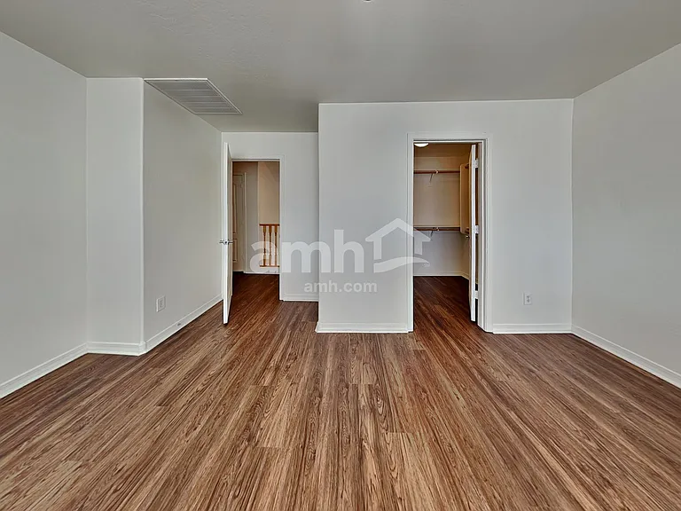 17403 W Langer Ln — Photo 11