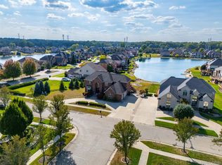 49501 Sandra Dr, Shelby Township, MI 48315