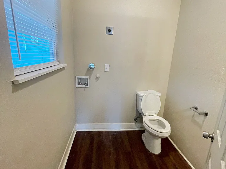 1425 Quintana Rd #1 — Photo 15