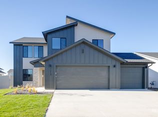 7213 E Shields Dr, Nampa, ID 83687