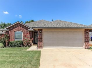 341 Tecumseh Mdws, Norman, OK 73069