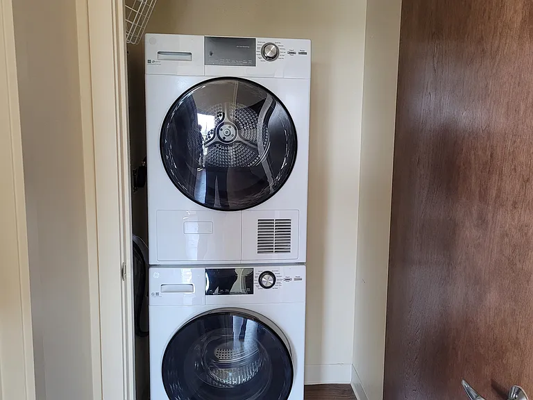 In-unit laundry