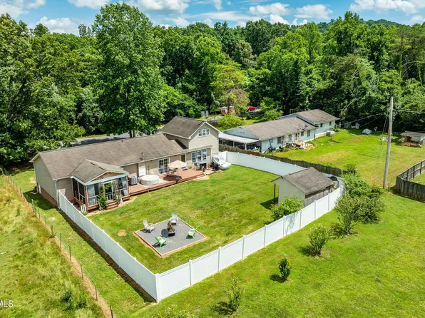 435 Easley Dr, Kingsport, TN 37664