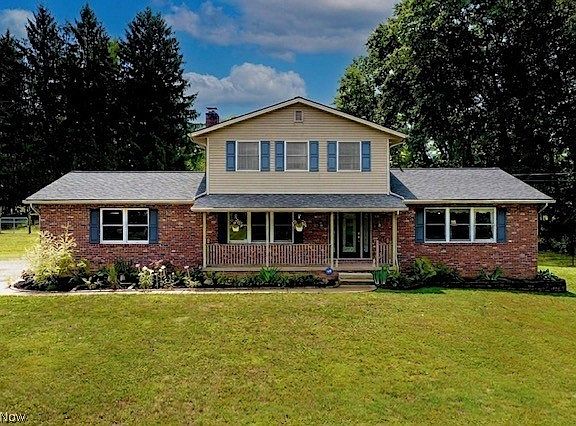 2nd image of 3090 Sourek Rd