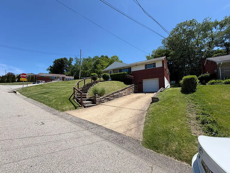 5375 Overland Trl — Photo 2