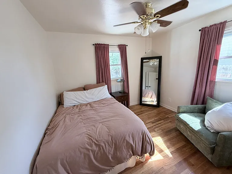 1900 Chipeta Ct — Photo 8