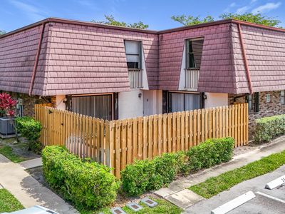 7496 E Courtyard Run E #35, Boca Raton, FL, 33433