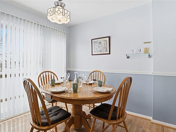 5th image of 2010 Five Mile Line Rd