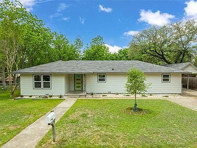 3rd image of 4600 Cedar Mountain Dr
