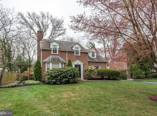526 W Beechtree Ln, Wayne, PA 19087