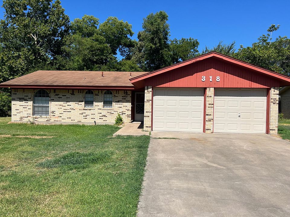 1st image of 318 Karol Ln
