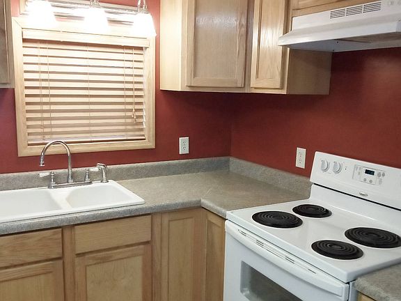 5th image of 1019 Fountainview S