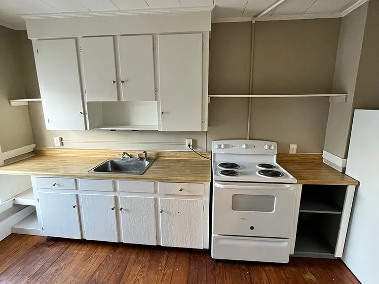 62 Charles Street — Photo 2