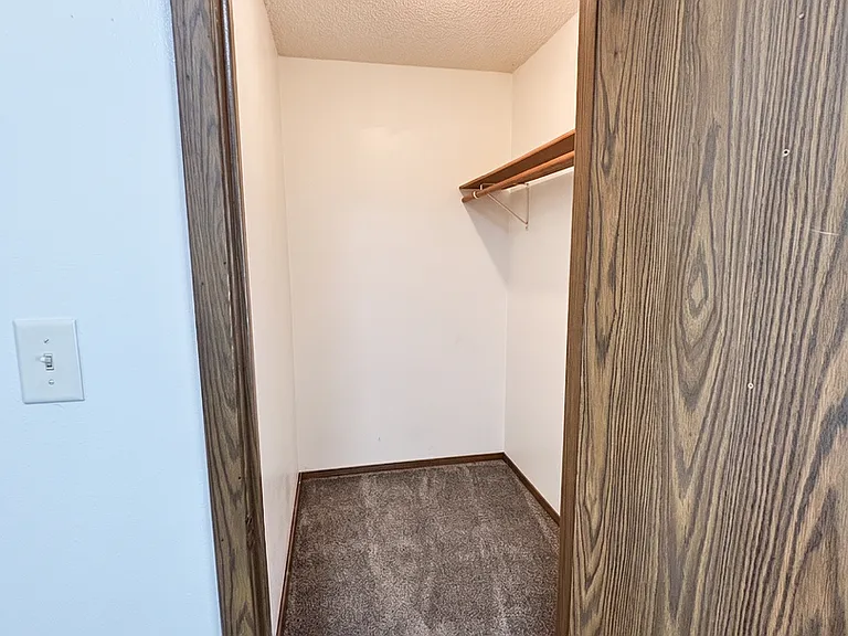 3684 W 4th St — Photo 5