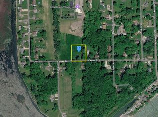 7195 Center St, Newport, MI