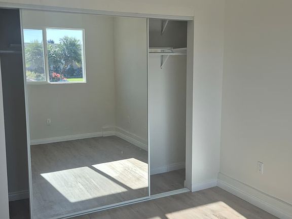 4th image of 21212 Marigold Ave