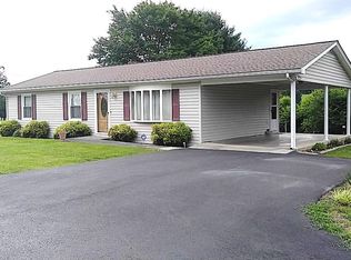 25 Jamestown Rd, Rocky Mount, VA 24151